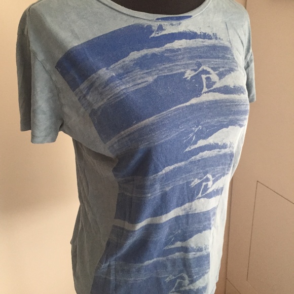 D/M Super Soft Blue T Shirt Size S - Picture 1 of 4